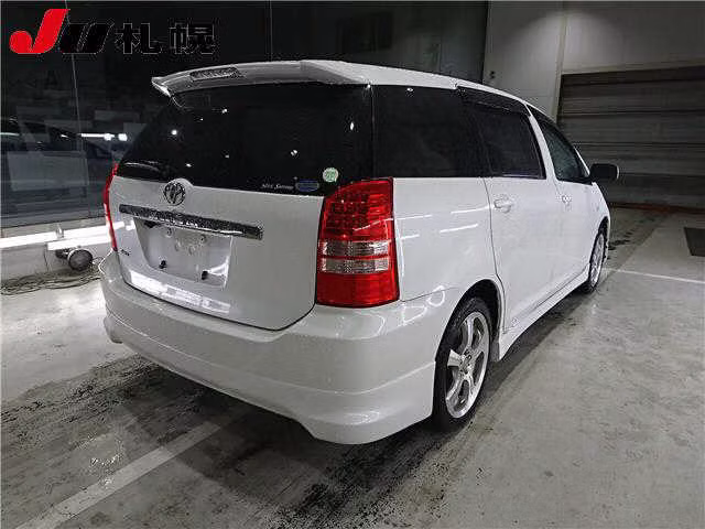 TOYOTA WISH