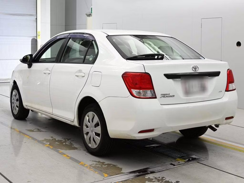 TOYOTA COROLLA AXIO