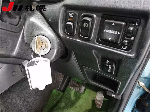 DAIHATSU TERIOS KID
