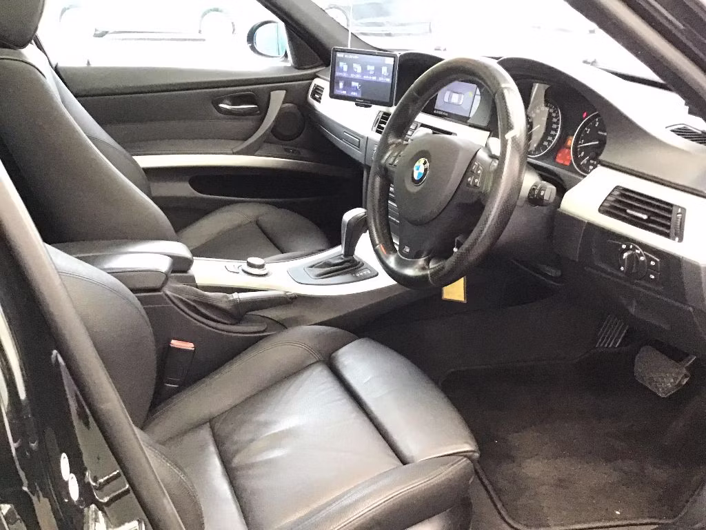 BMW 3-SERIES