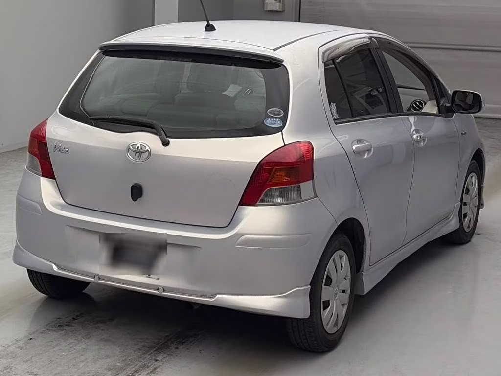 TOYOTA VITZ