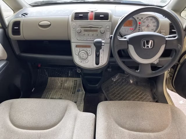HONDA LIFE
