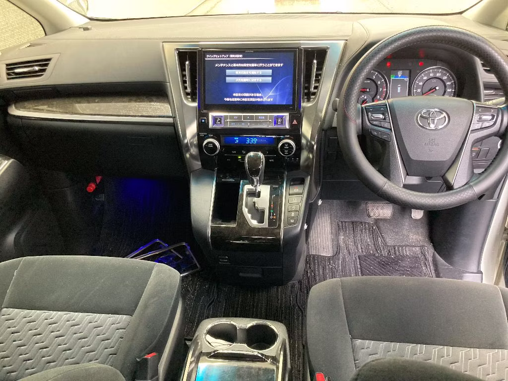 TOYOTA VELLFIRE
