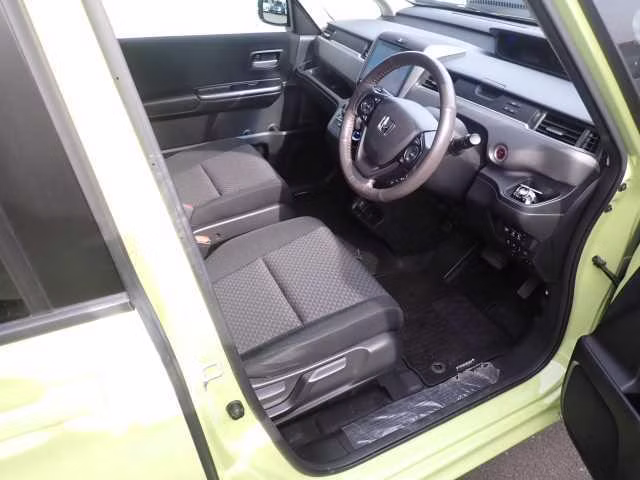 HONDA FREED+
