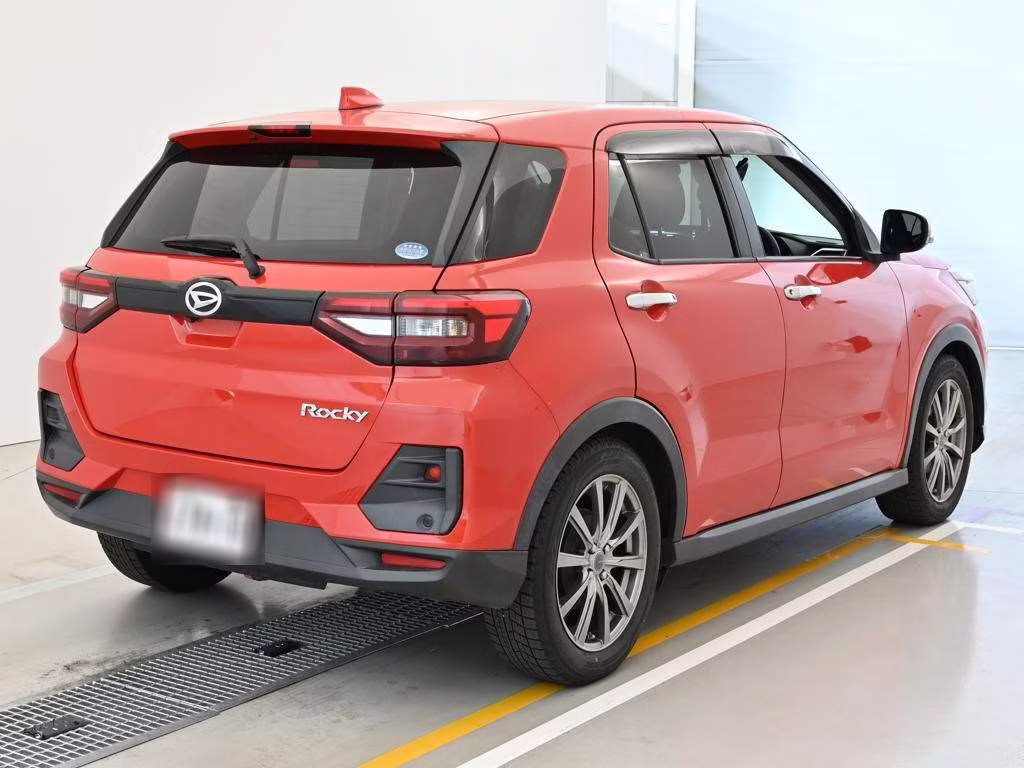 DAIHATSU ROCKY