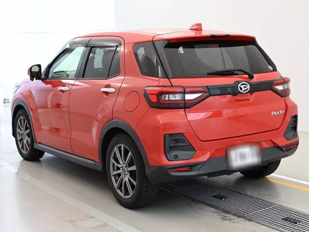 DAIHATSU ROCKY