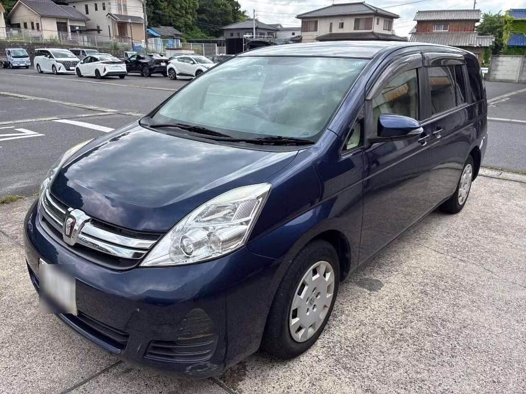 TOYOTA ISIS
