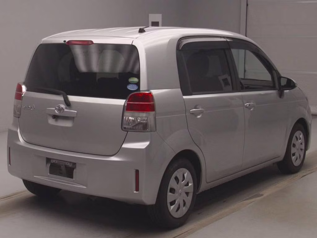 TOYOTA SPADE