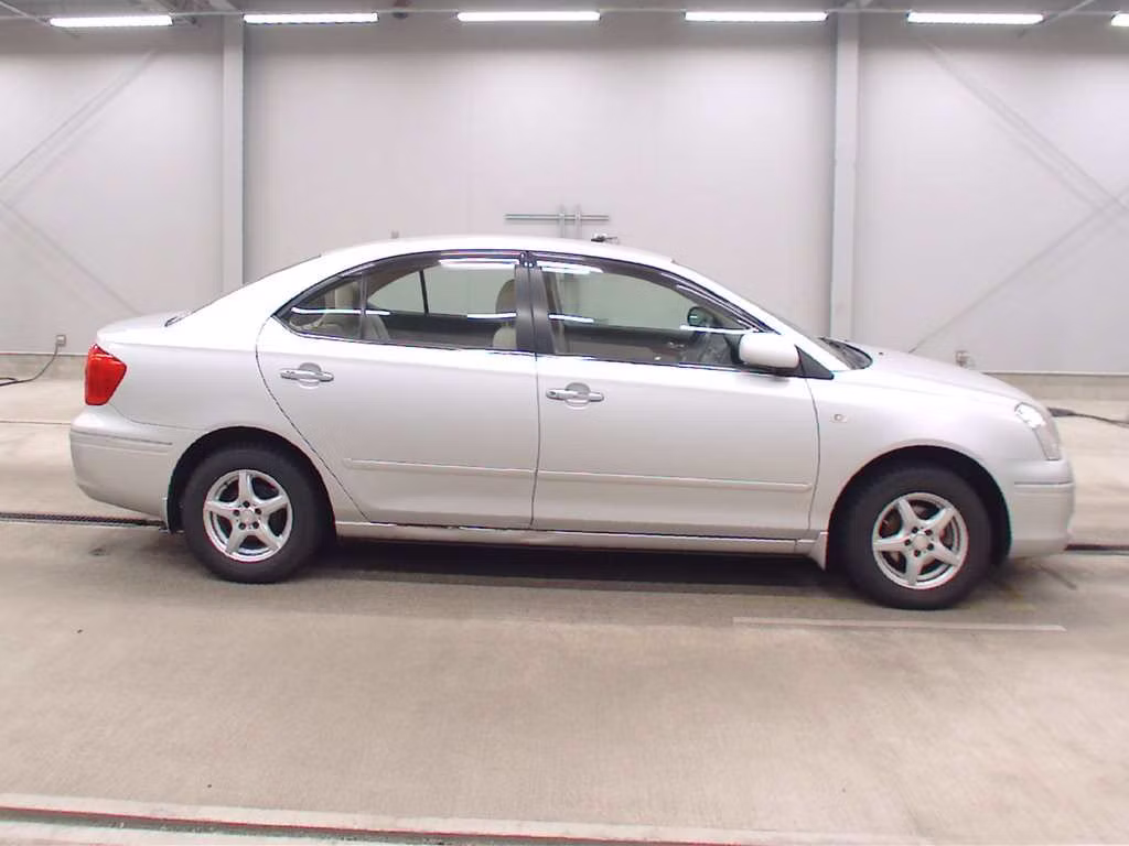 TOYOTA PREMIO