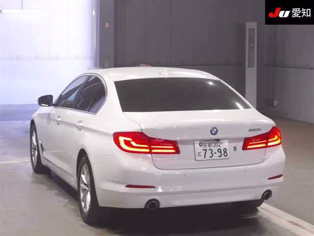 BMW 5-SERIES