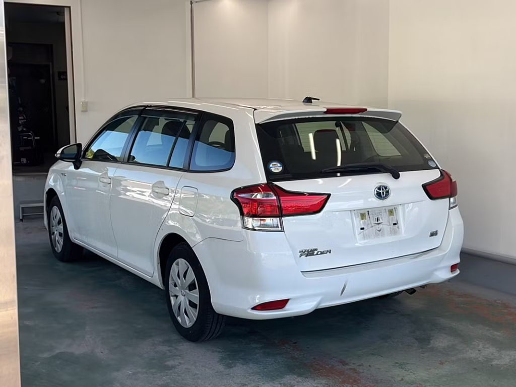 TOYOTA COROLLA FIELDER