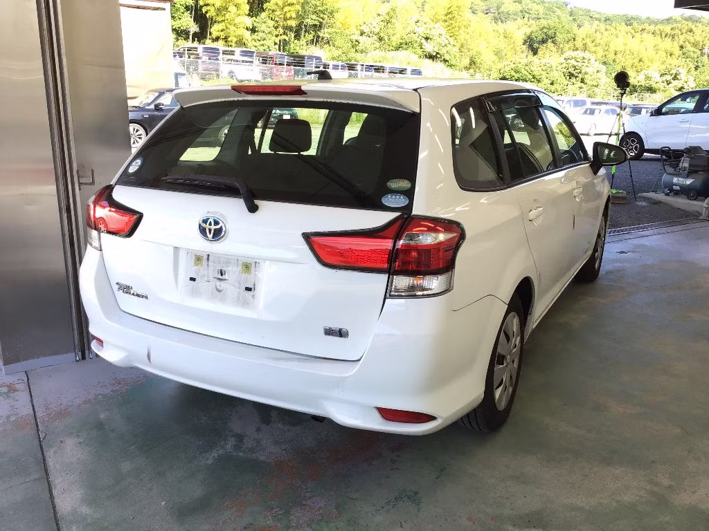 TOYOTA COROLLA FIELDER