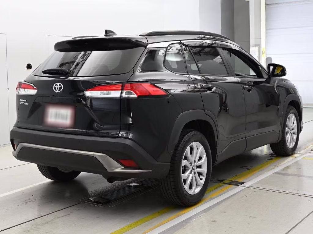 TOYOTA COROLLA CROSS