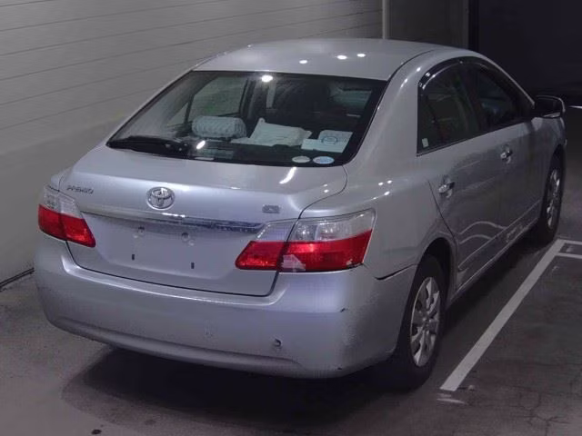 TOYOTA PREMIO