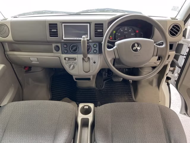 MITSUBISHI MINICAB