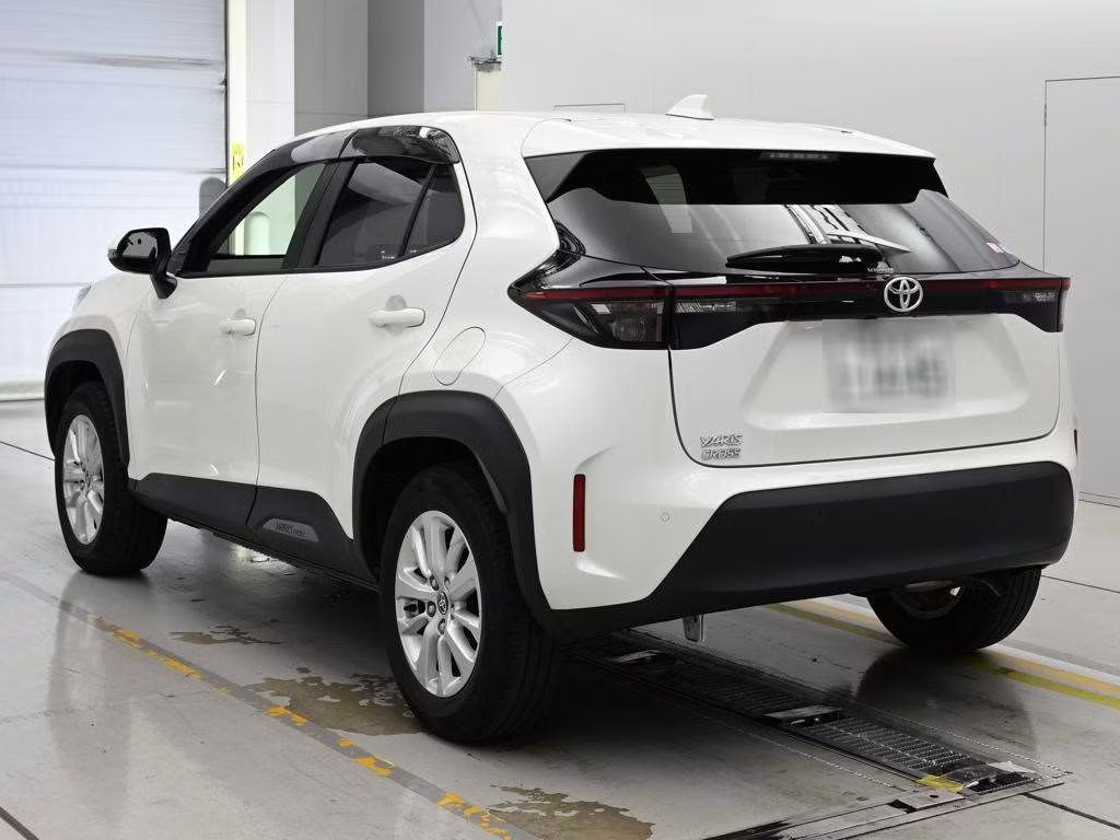 TOYOTA YARIS CROSS