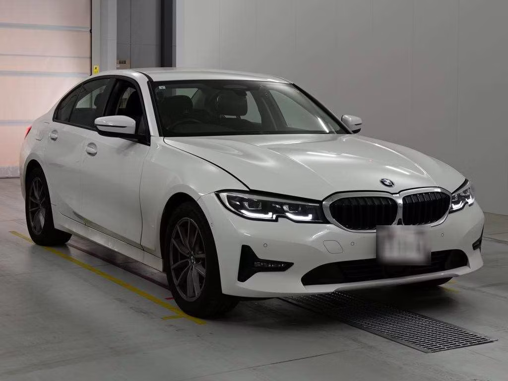 BMW 3-SERIES