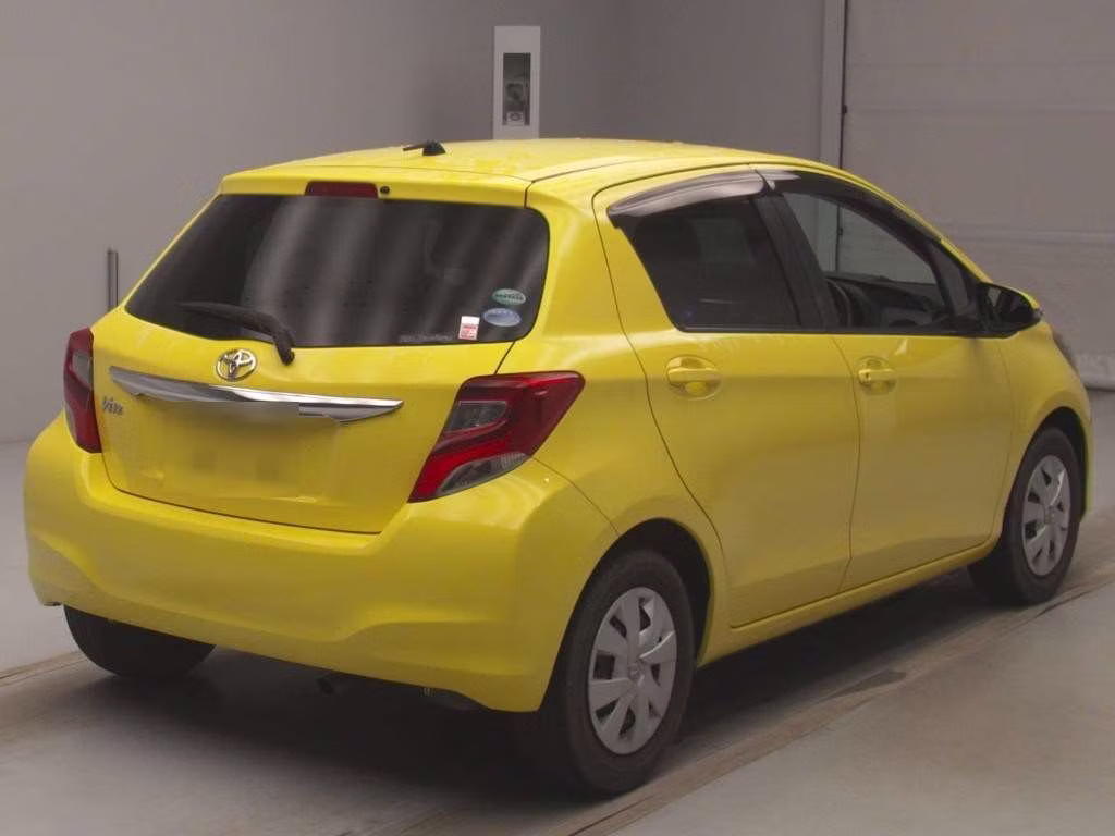 TOYOTA VITZ