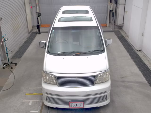 NISSAN ELGRAND