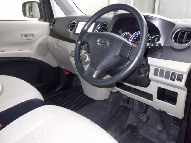 DAIHATSU TANTO EXE
