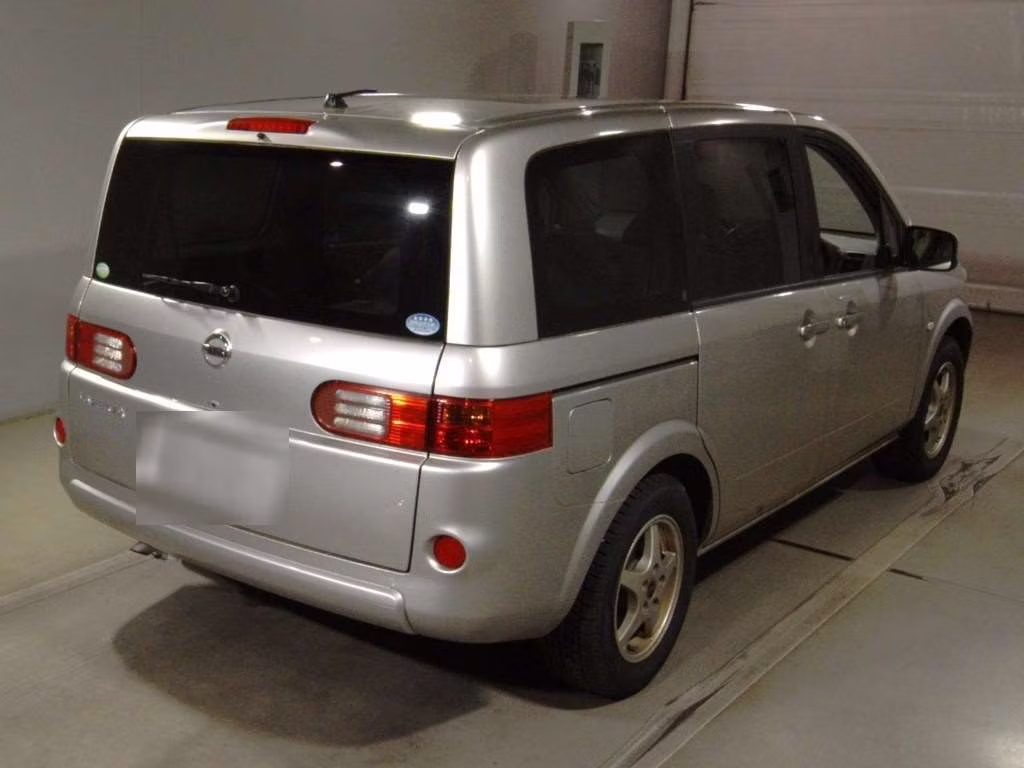 NISSAN LAFESTA