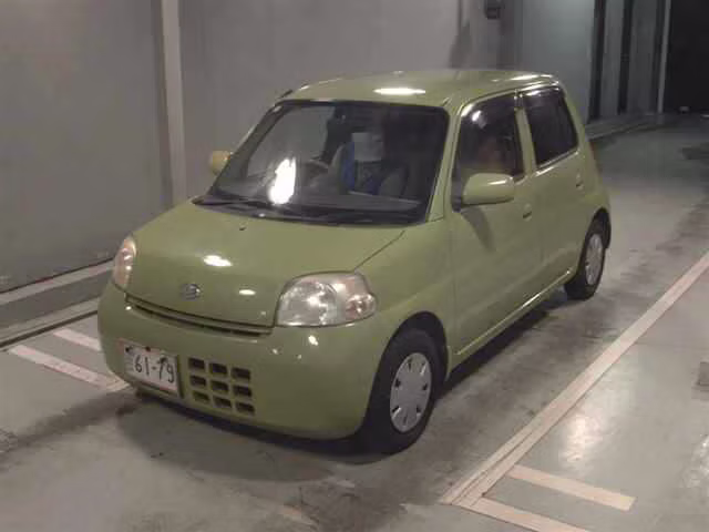 DAIHATSU ESSE