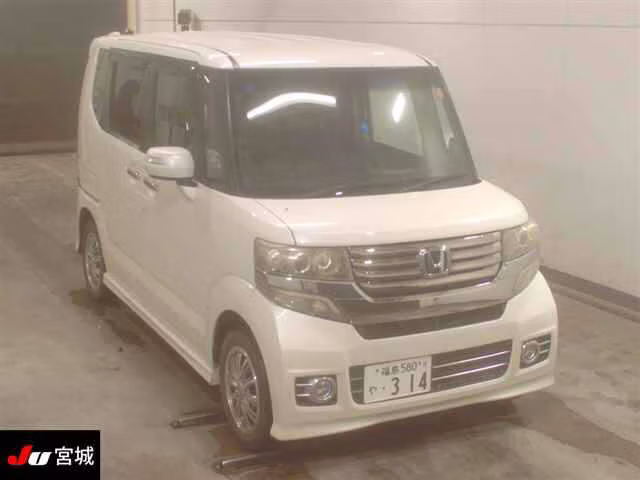 HONDA N-BOX