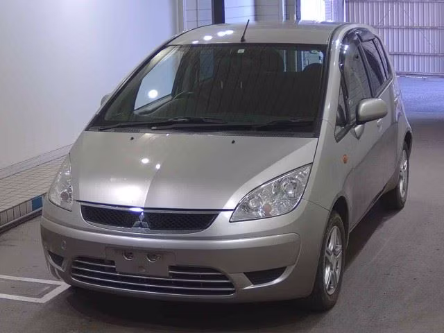 MITSUBISHI COLT