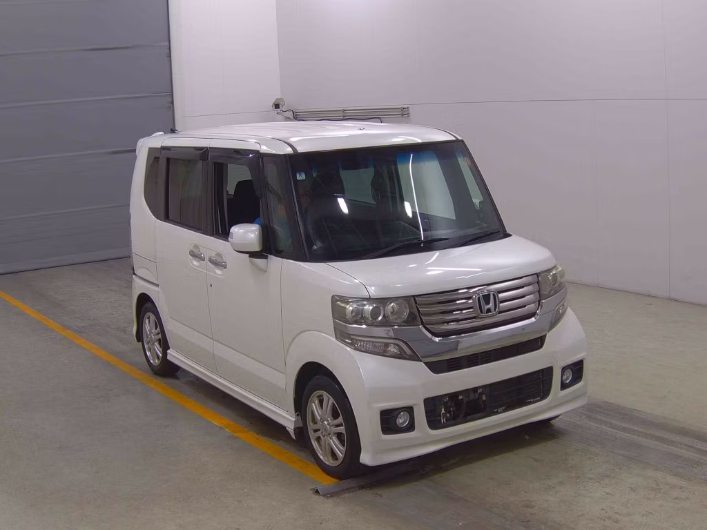 HONDA N-BOX