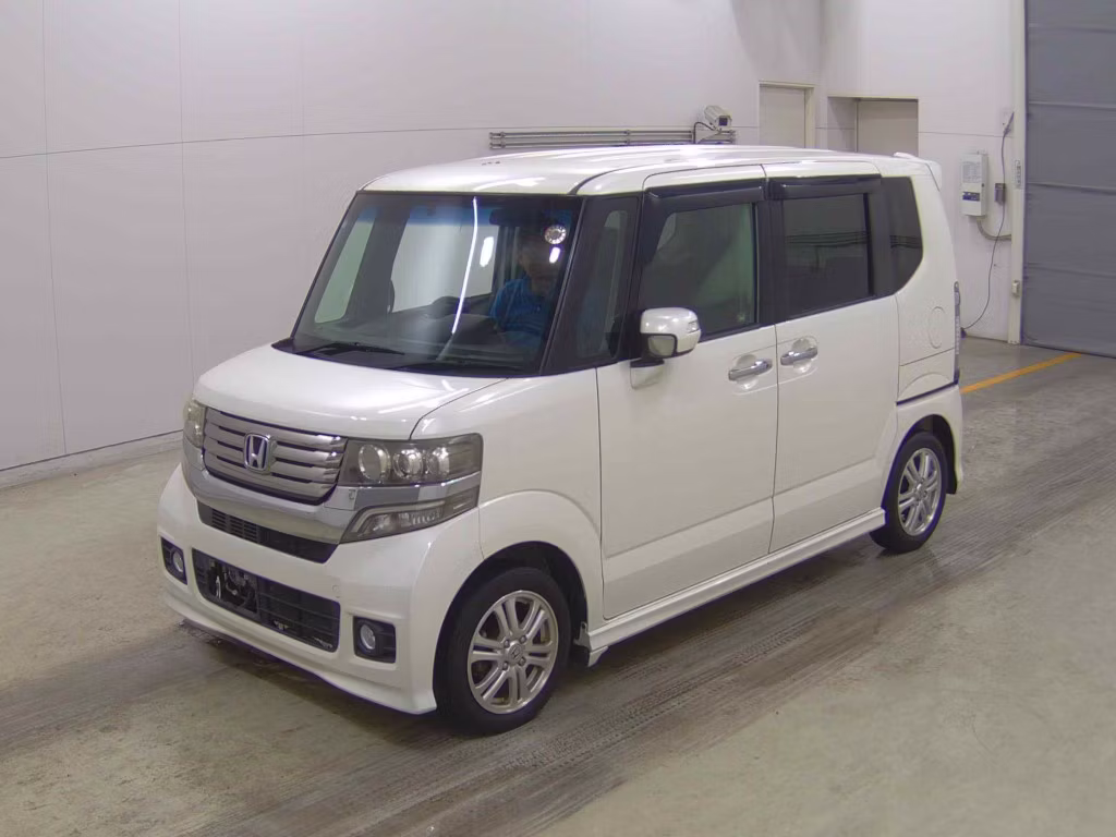 HONDA N-BOX