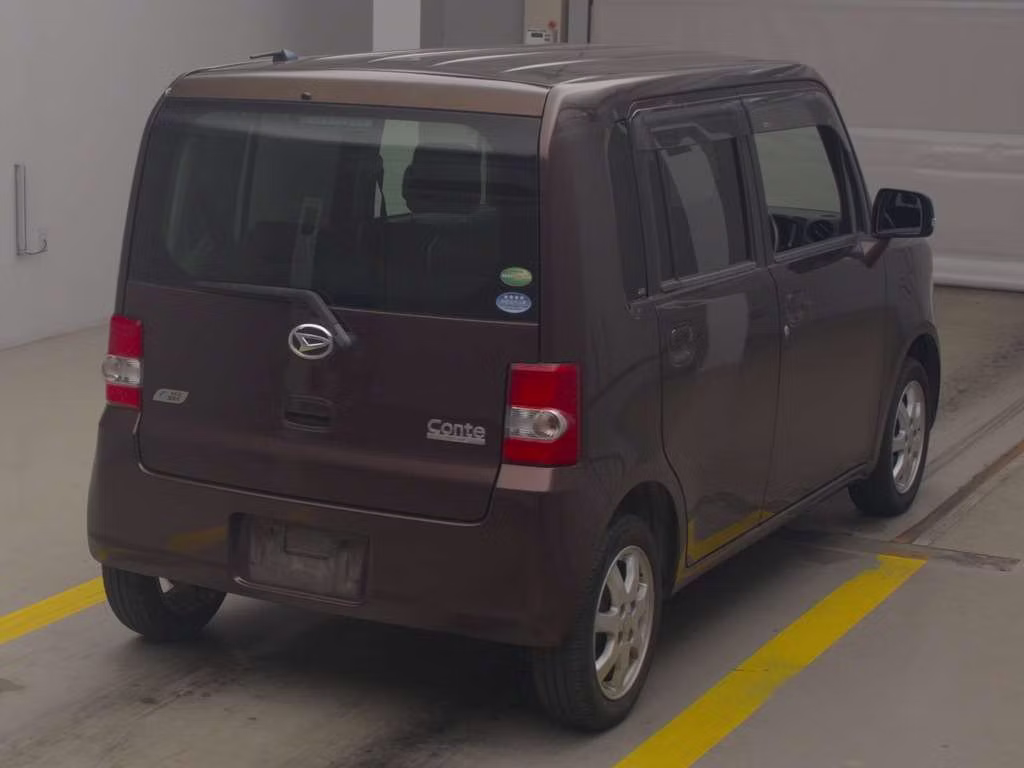 DAIHATSU MOVE CONTE