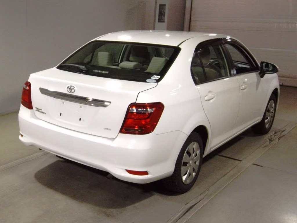 TOYOTA COROLLA AXIO