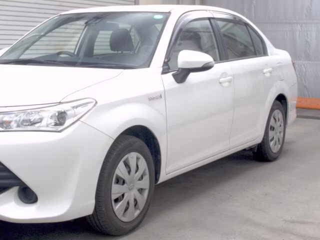 TOYOTA COROLLA AXIO
