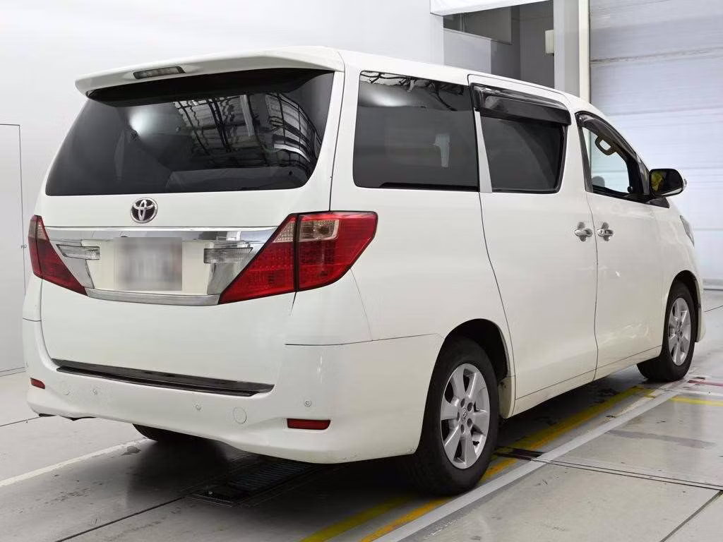 TOYOTA ALPHARD