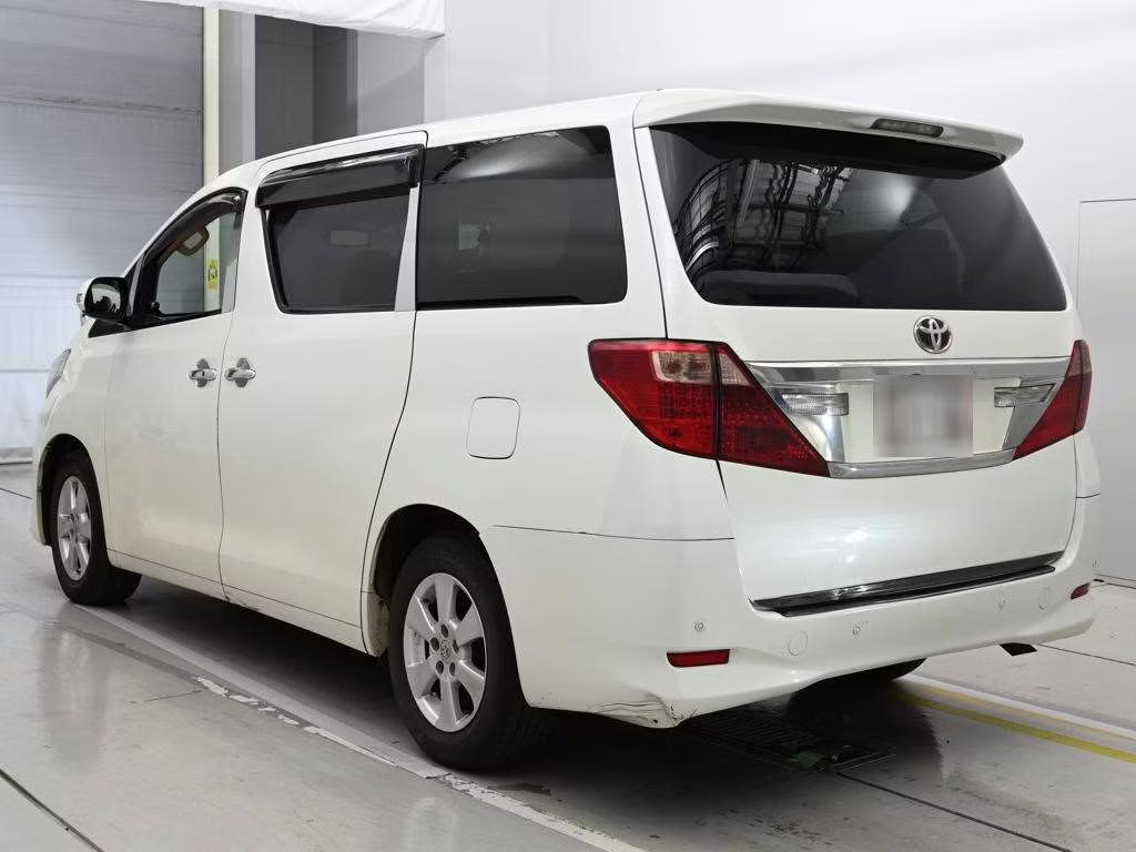 TOYOTA ALPHARD