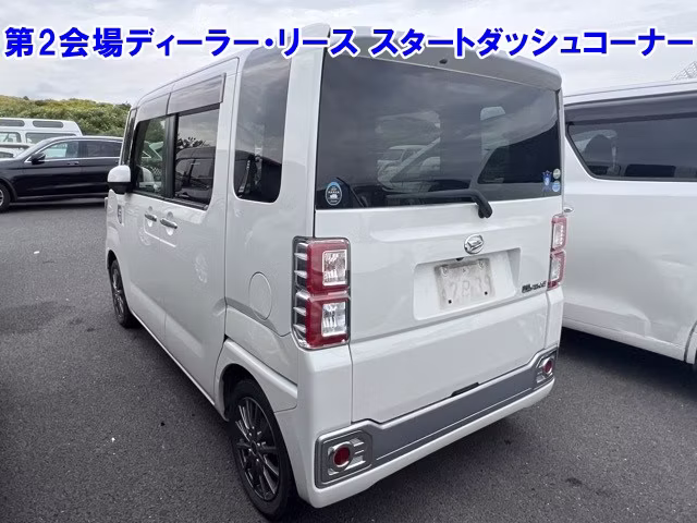 DAIHATSU WAKE