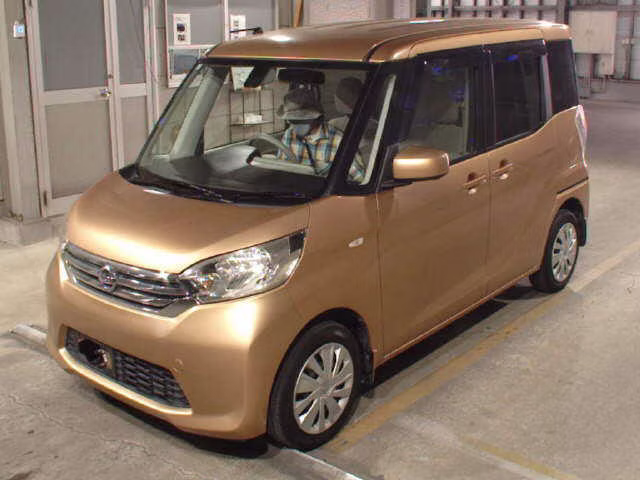 NISSAN DAYZ ROOX