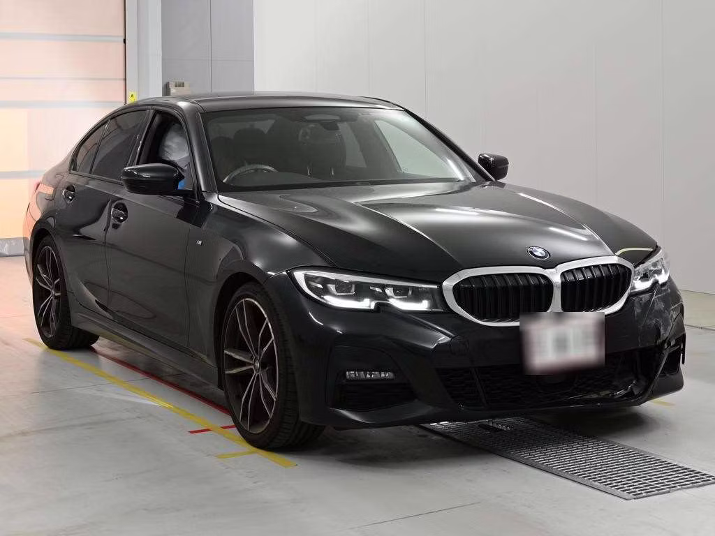 BMW 3-SERIES
