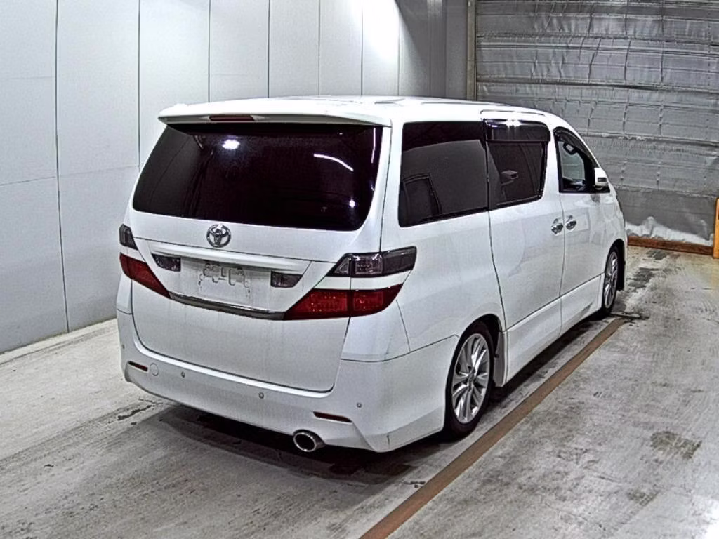 TOYOTA VELLFIRE
