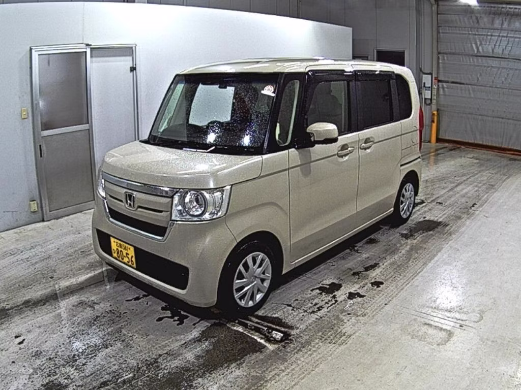 HONDA N-BOX