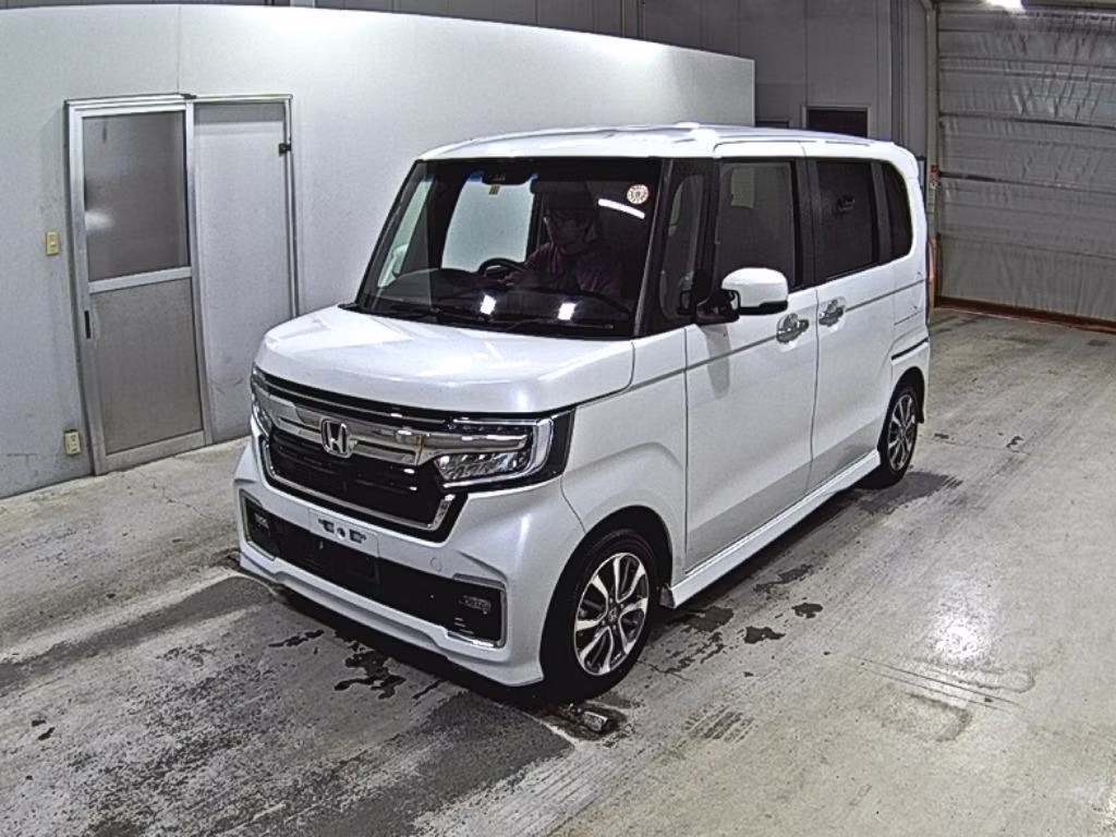 HONDA N-BOX