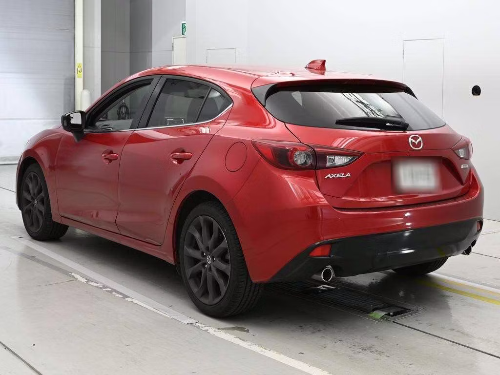 MAZDA AXELA