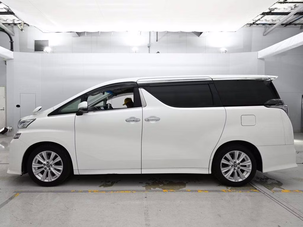 TOYOTA VELLFIRE