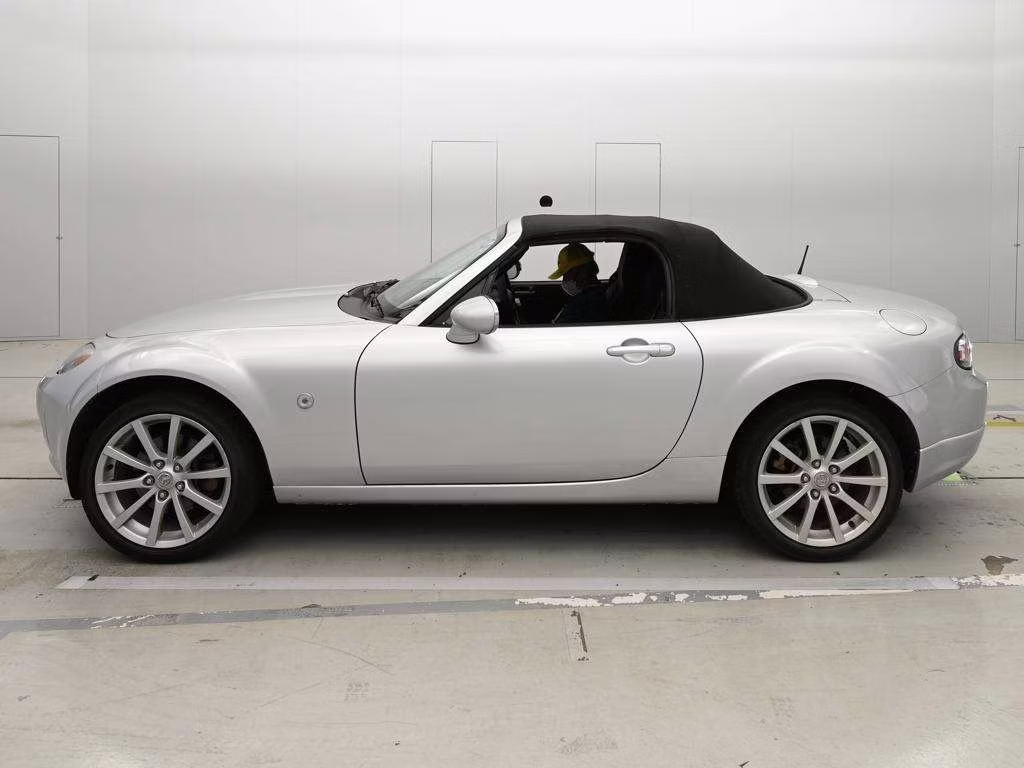 MAZDA ROADSTER