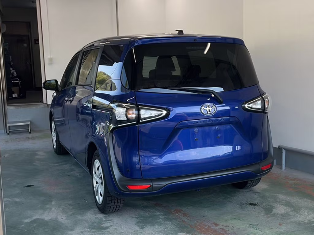 TOYOTA SIENTA