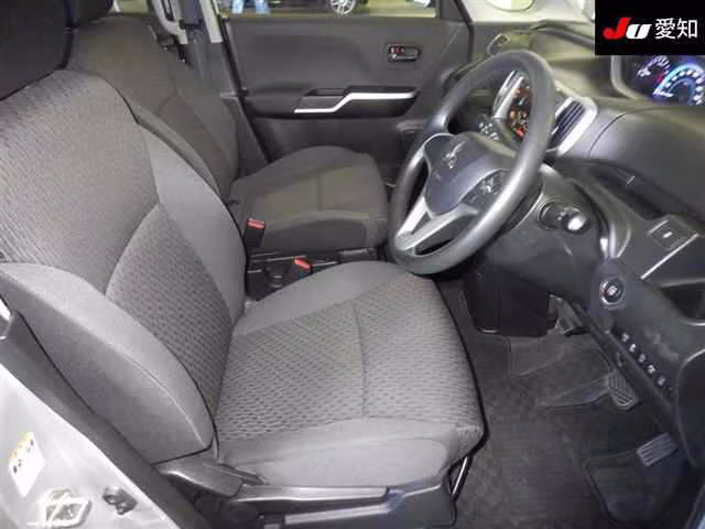 MITSUBISHI DELICA D:2