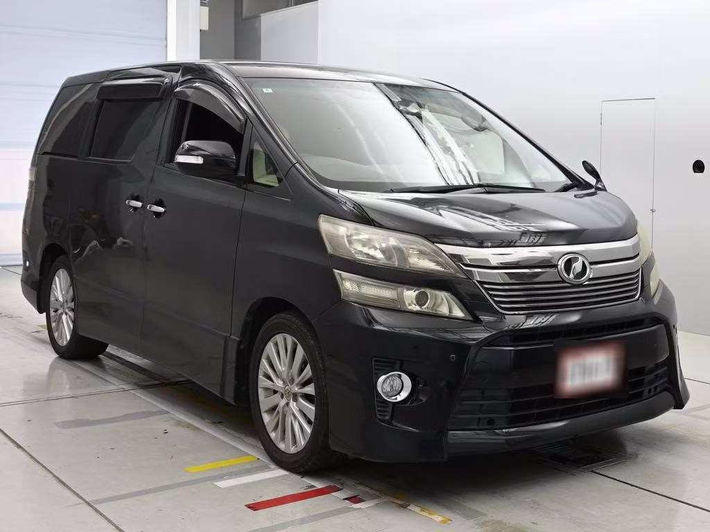TOYOTA VELLFIRE
