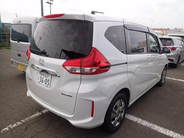 HONDA FREED+
