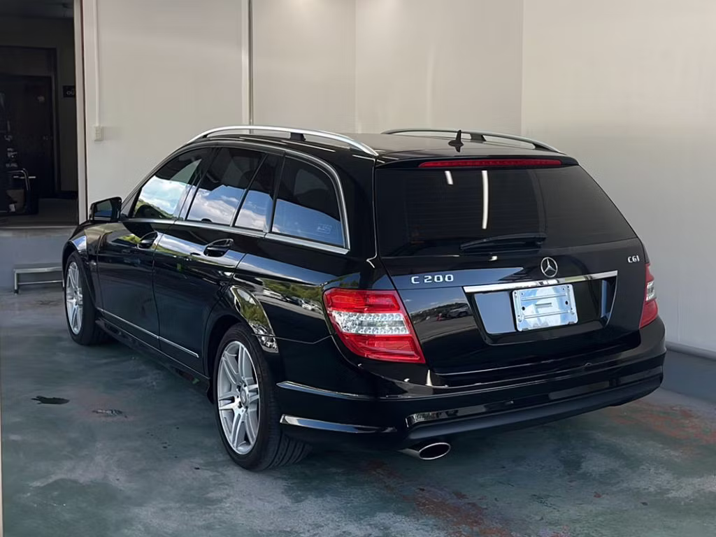 MERCEDES-BENZ C-CLASS