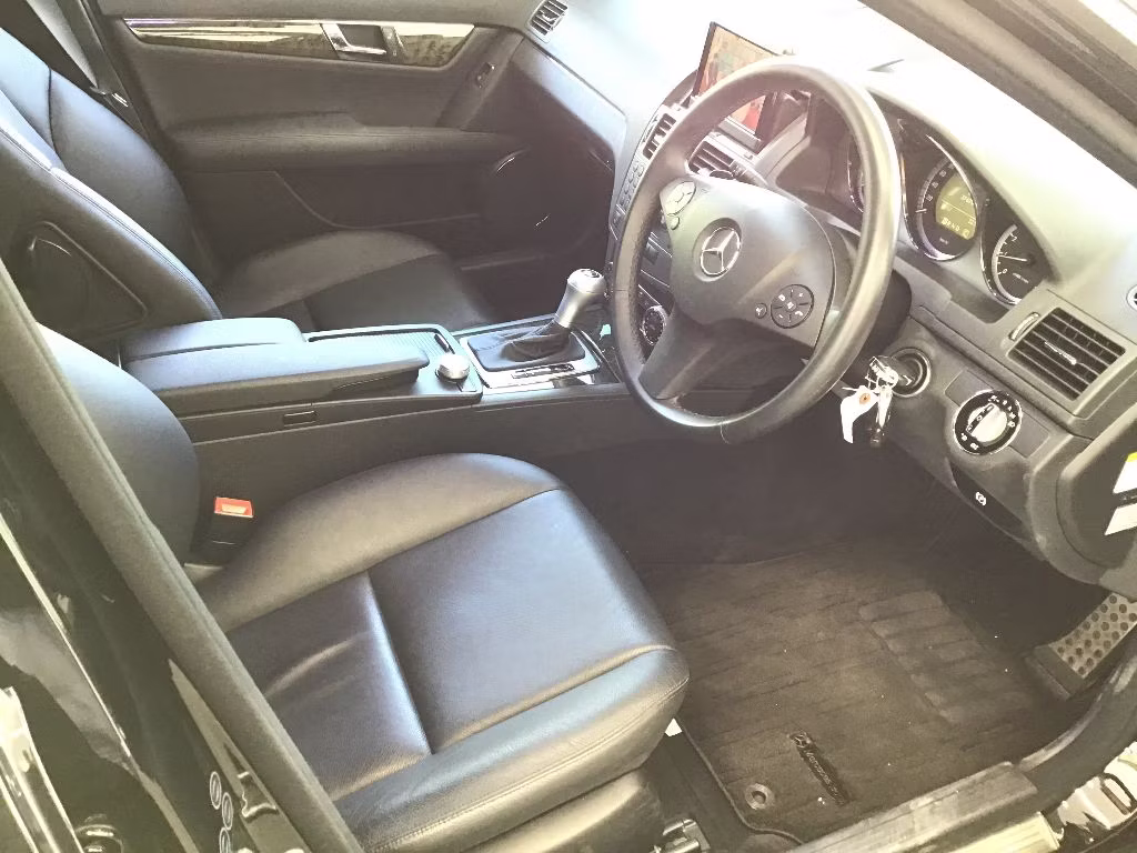 MERCEDES-BENZ C-CLASS